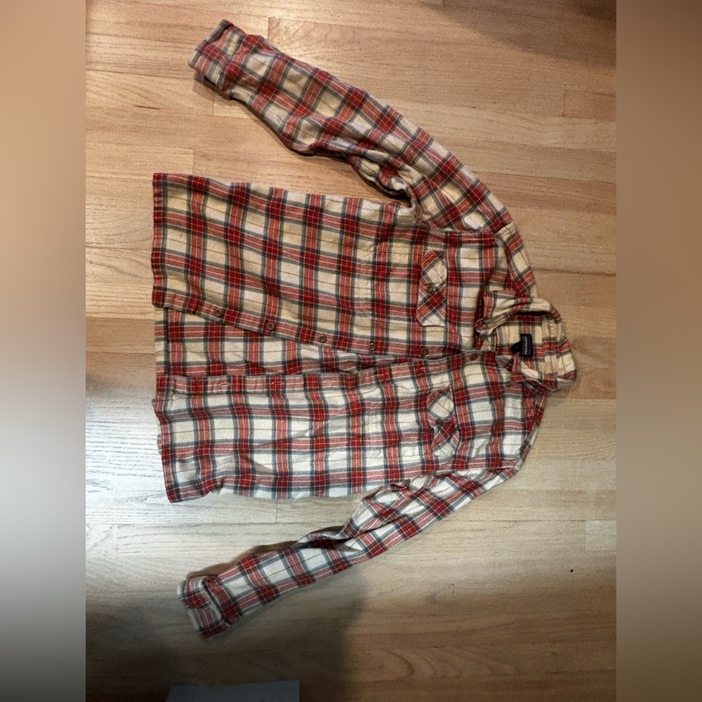 Patagonia Red and Cream Checkered Shirt